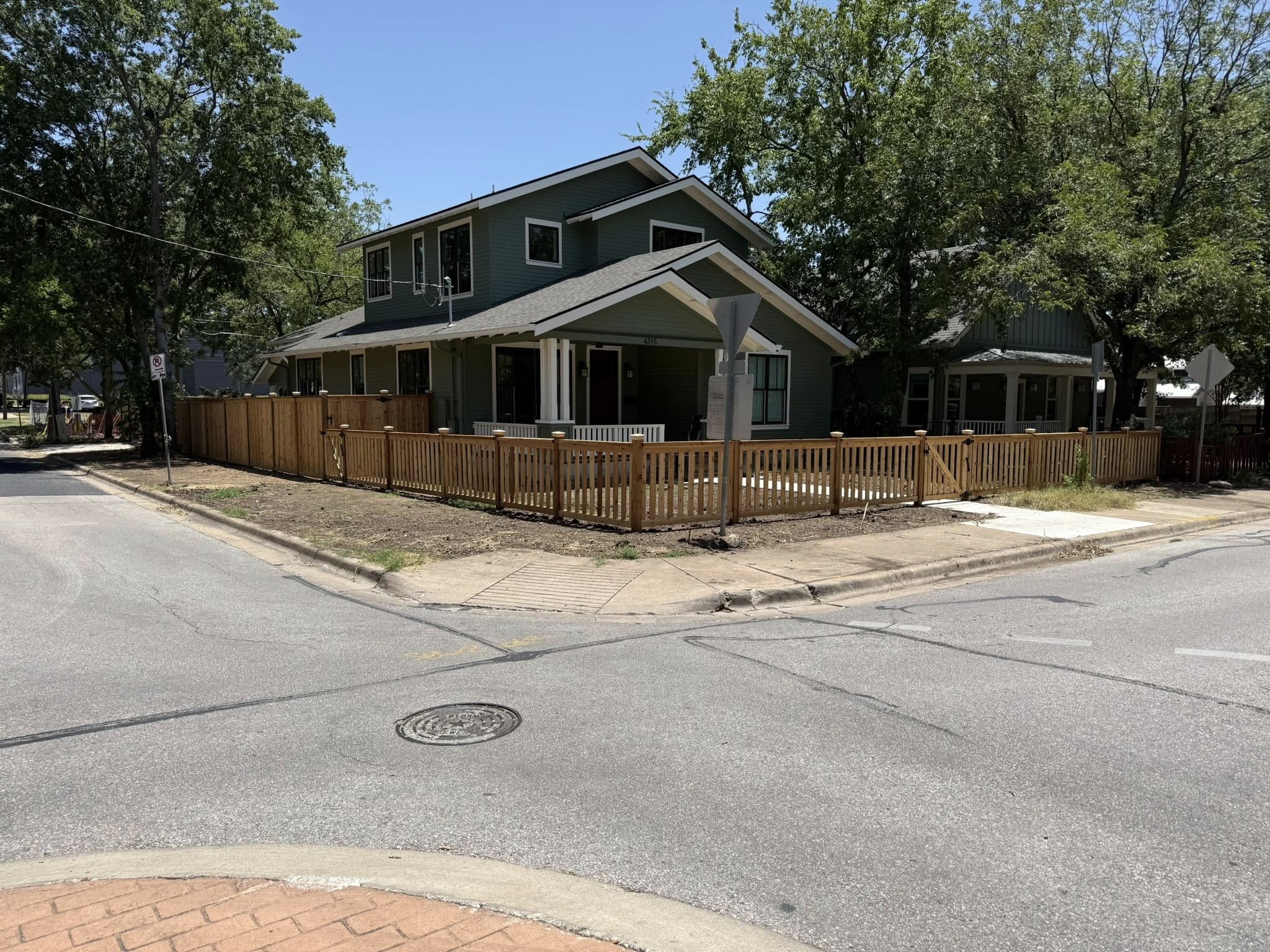 fence contractor Round Rock TX