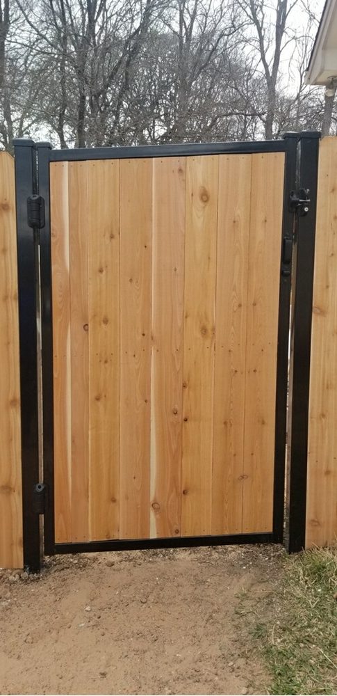 fence contractor Driftwood TX